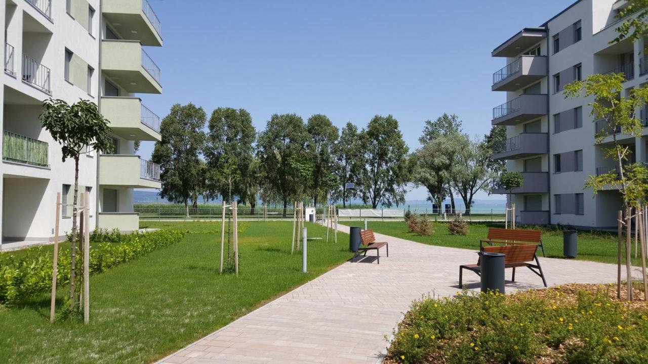 Lelle Resort B21 Balatonlelle Extérieur photo